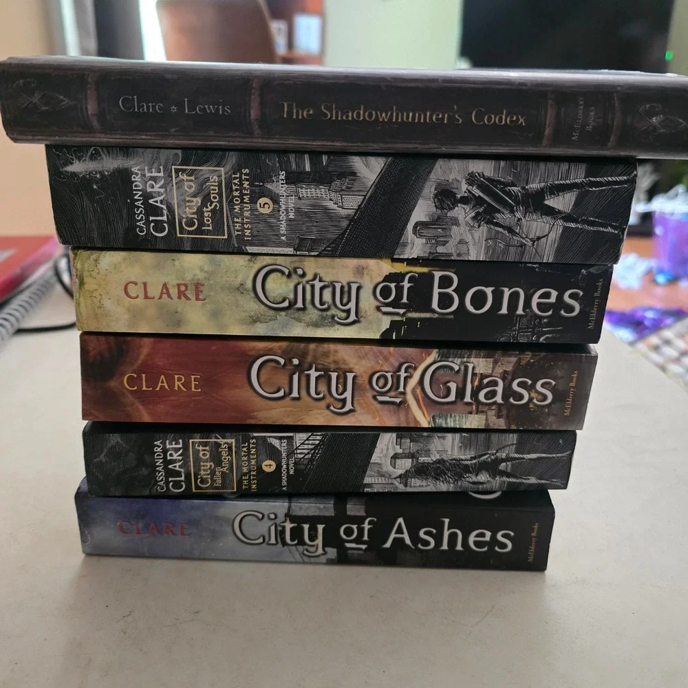 Cassandra Clare‎ Mortal Instruments 1-5 & Shadowhunters Codex Book Lot Bundle